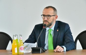 Uczniowie Szkoły Podstawowej nr 1 w Radzyniu Podlaskim z wizytą w Urzędzie Miasta