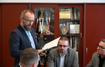 Podpisanie umowy w siedzibie Starostwa Powiatowego