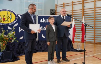 Wręczenie dyplomów w Szkole Podstawowej nr 2