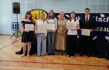Wręczenie dyplomów w Szkole Podstawowej nr 2