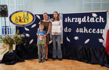 Wręczenie dyplomów w Szkole Podstawowej nr 2