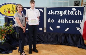 Wręczenie dyplomów w Szkole Podstawowej nr 2