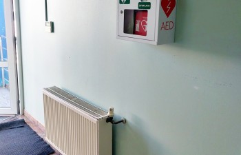 Defibrylator w siedzibie Spółdzielczej Mleczarni Spomlek