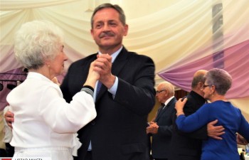 PA050421