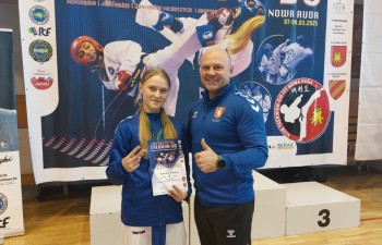  Paulina Żurawska - srebrny medal w walkach juniorek młodszych do 60 kg. Fot.: RSCT.