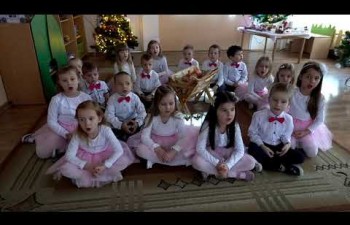 Jasełka w wykonaniu grupy Słoneczka z Przedszkola Miejskiego nr 1